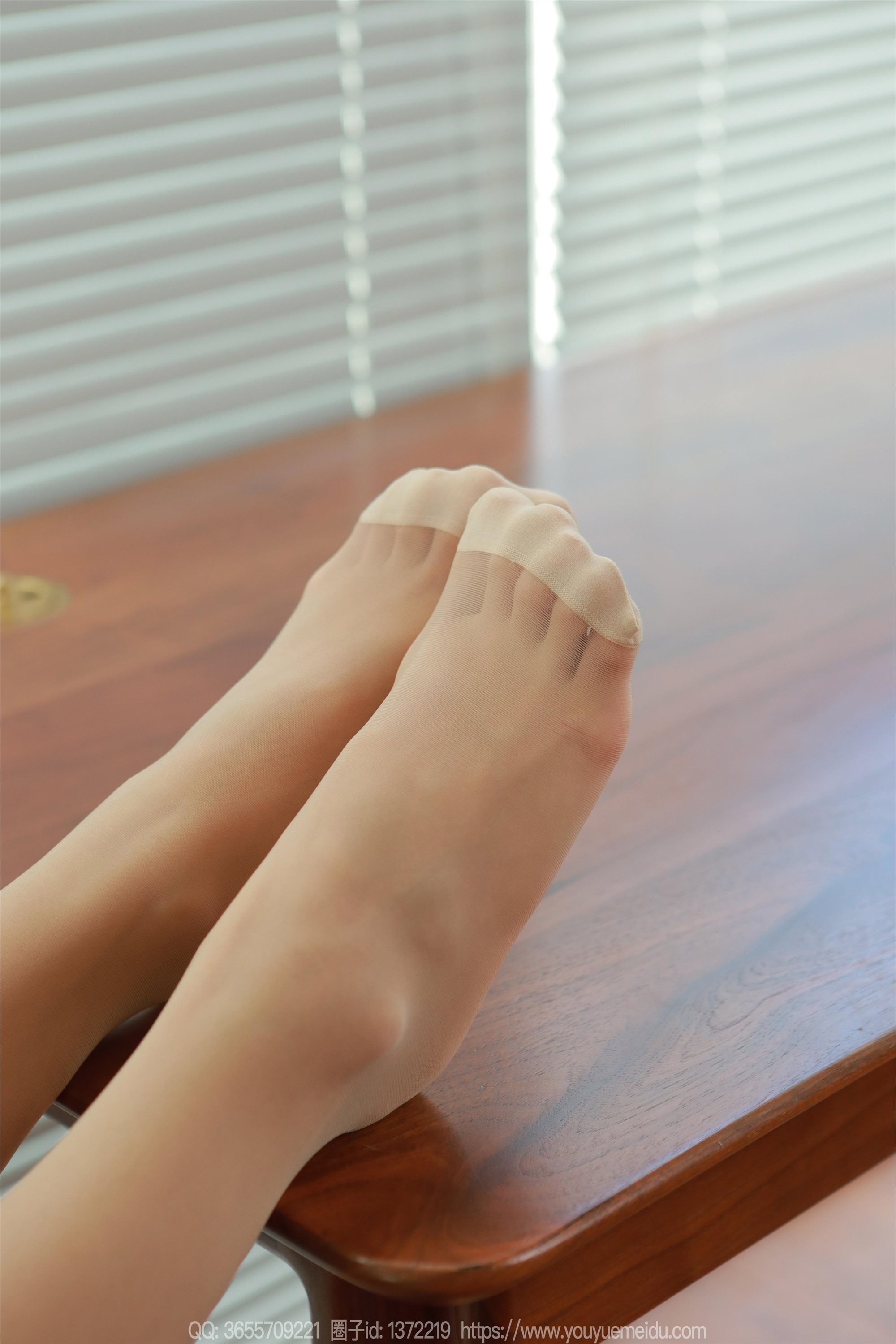 IESS异思趣向  2024.09.29 丝享家 1858 兔兔《迷人高跟》